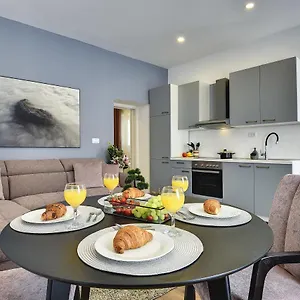 Apartman D&a Luxury With Free Parking, Pula