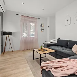 Apartman Rose, Pula