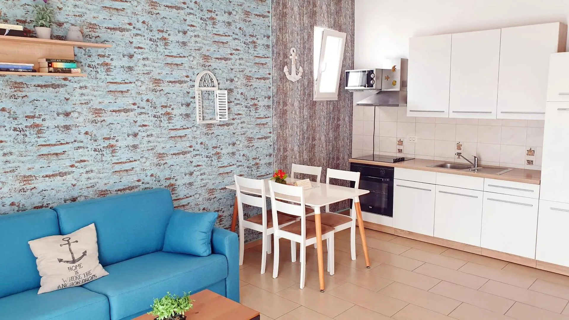 Apartments Epulon プーラ
