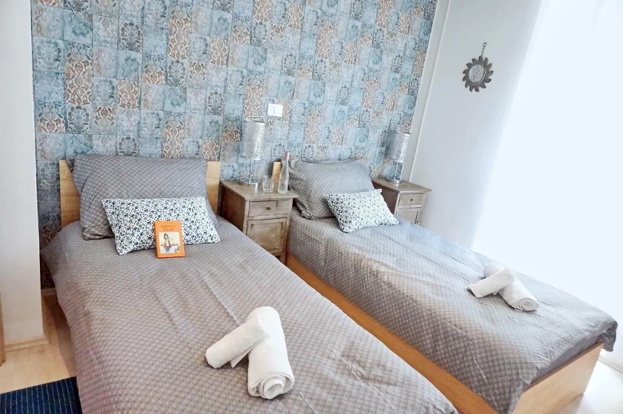 Apartments Epulon プーラ