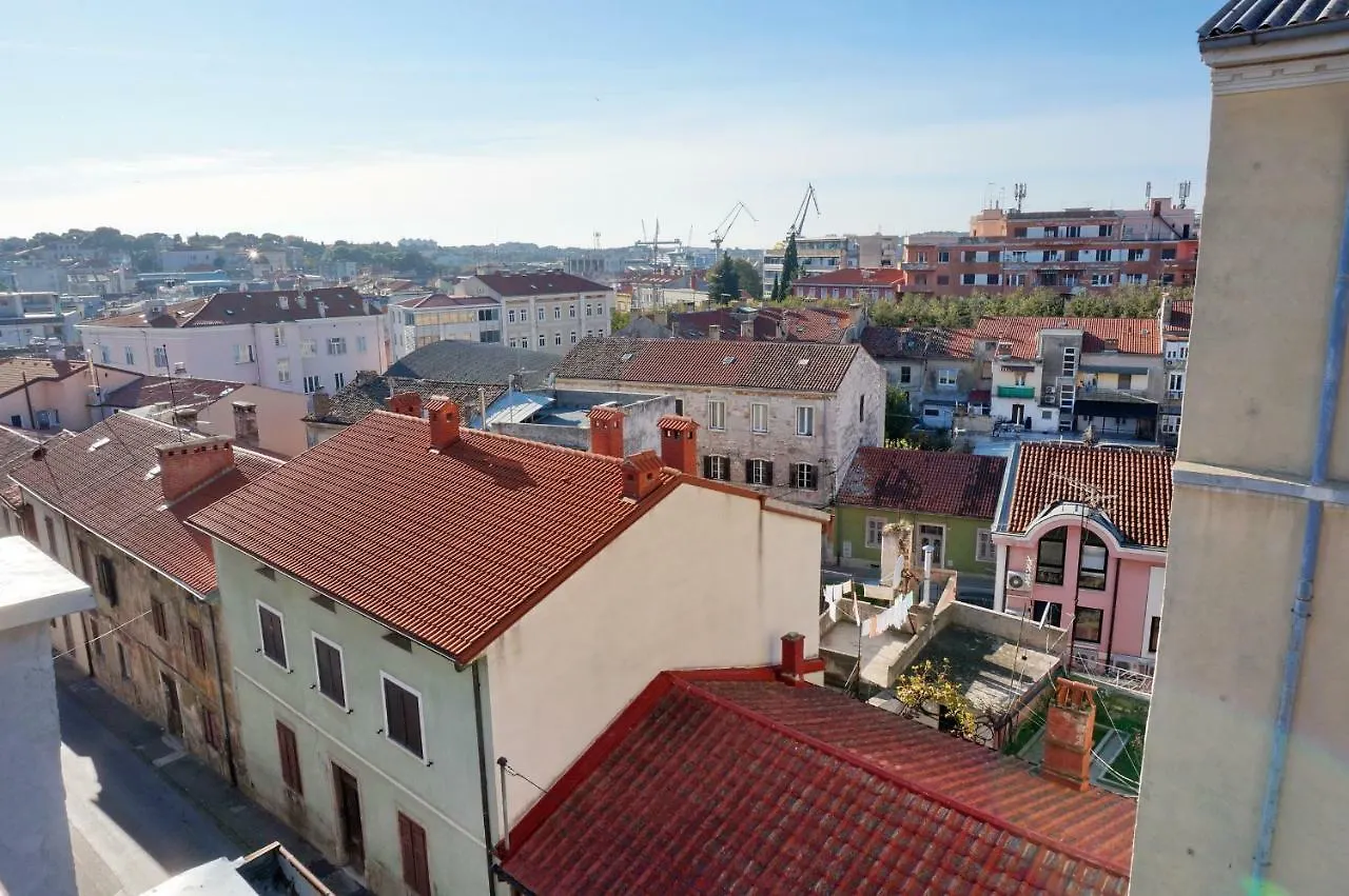 Apartments Epulon Pula